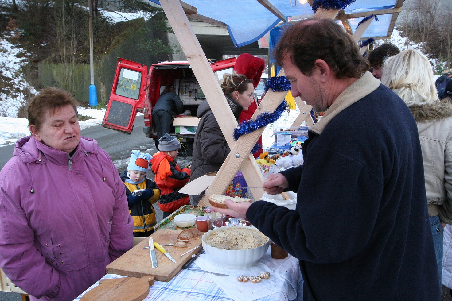 Namažu si chleba sádlem.jpg